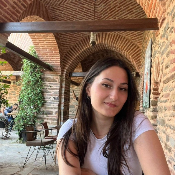 Elif K.